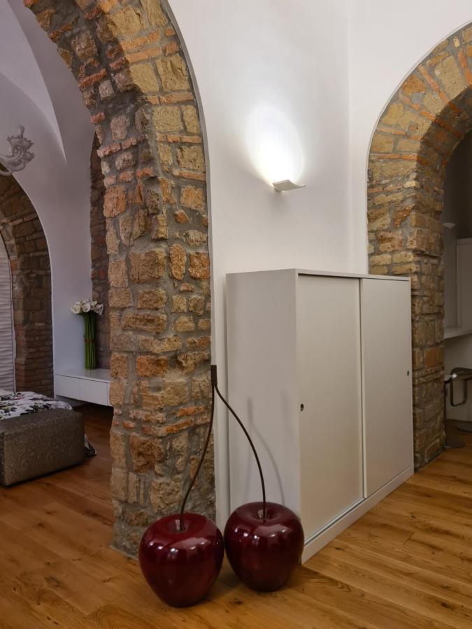 Incantevole Con Jacuzzi Rome Exterior photo