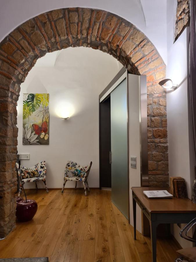 Incantevole Con Jacuzzi Rome Exterior photo