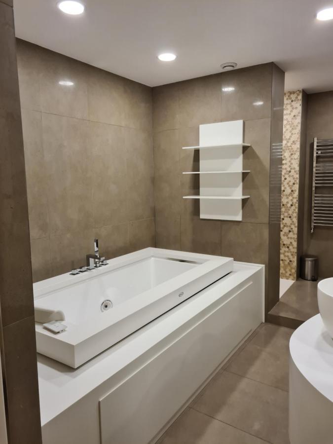 Incantevole Con Jacuzzi Rome Exterior photo